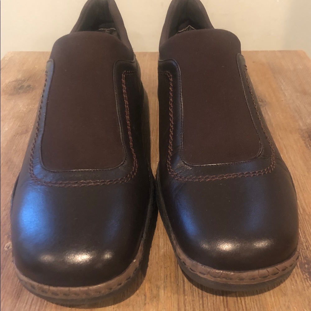Stuart Weitzman Slip on Loafers - Picture 2 of 4